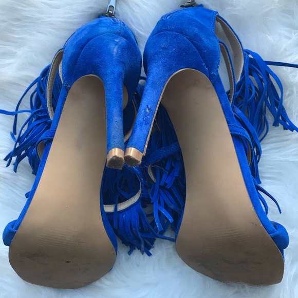 Steve Madden Cobalt Blue FRINGLY SANDAL - Picture 5 of 5